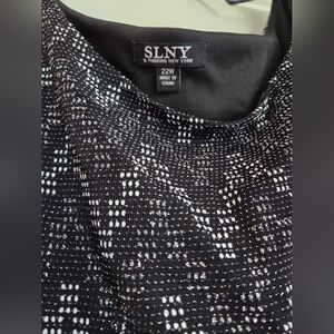 SLNY Black and White Dolman Sleeve Sheath Dress